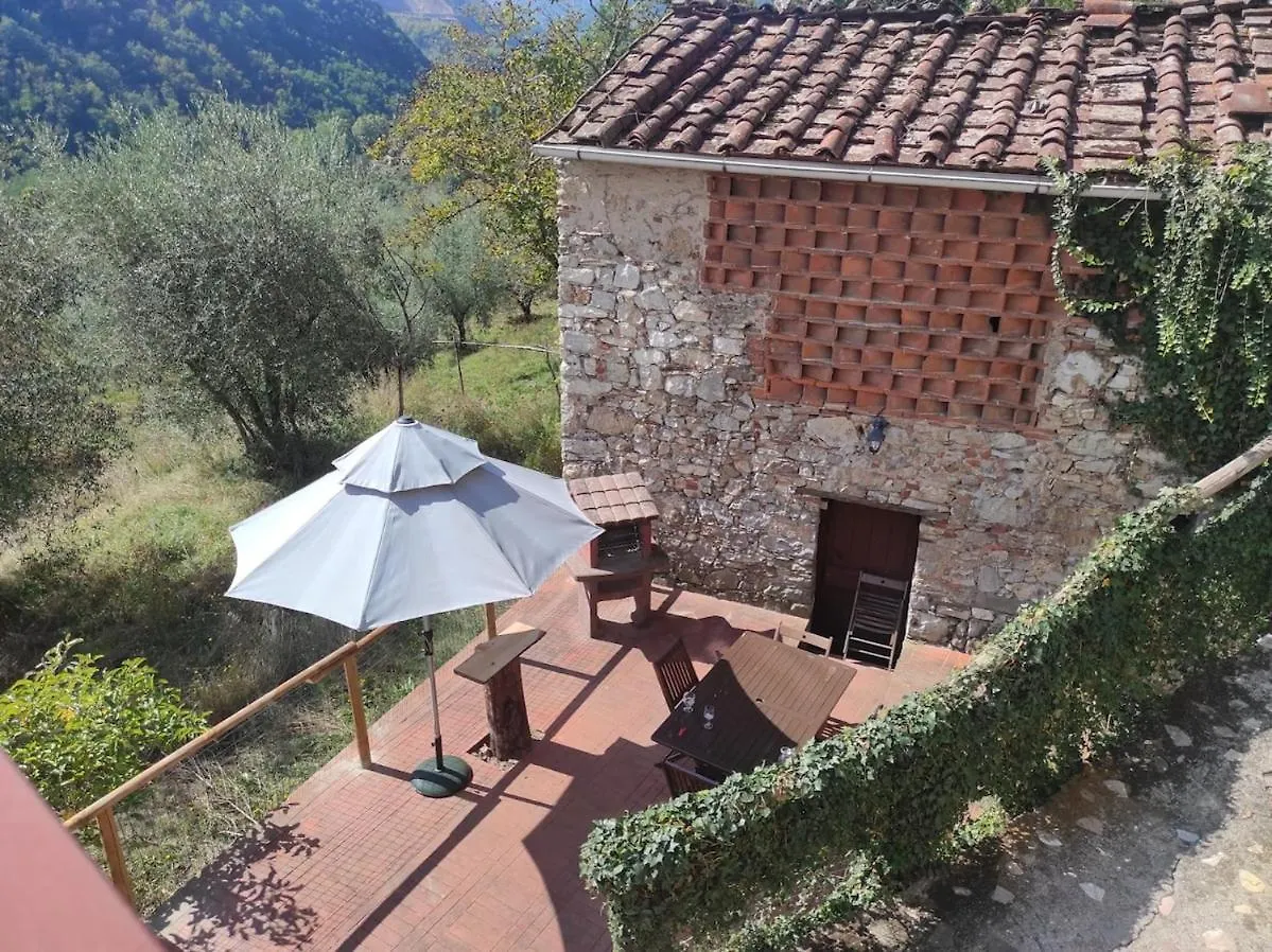 Traditional Tuscan Farmhouse Lucca District - Sleeps 6 Diecimo Dom wakacyjny
